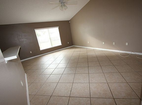3rd image of 2479 Haulover Blvd
