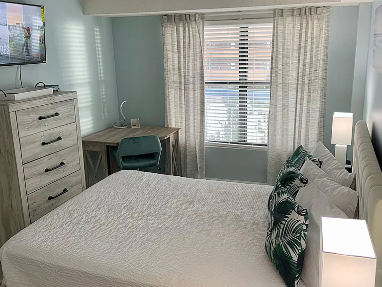 5511 N Ocean Blvd — Photo 8