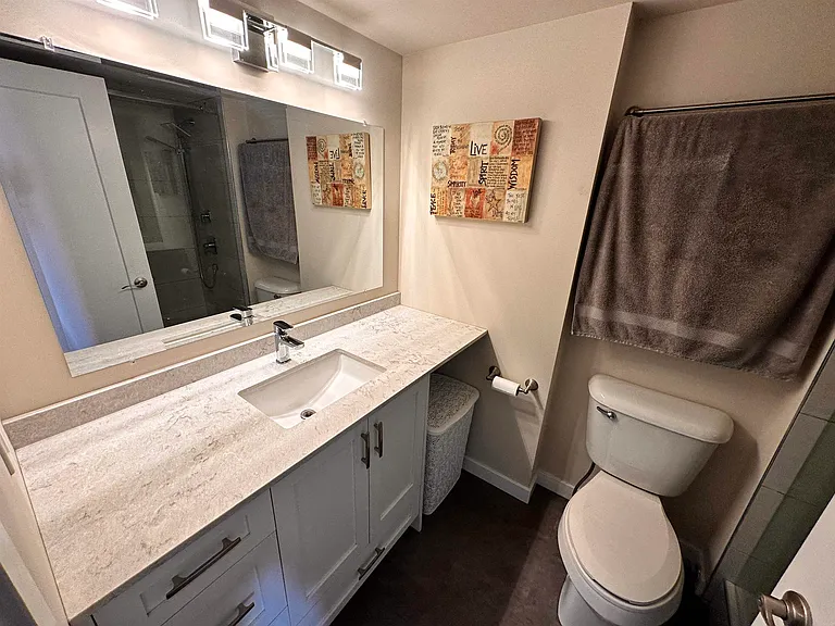 69 Jamieson Ct #1006 — Photo 12
