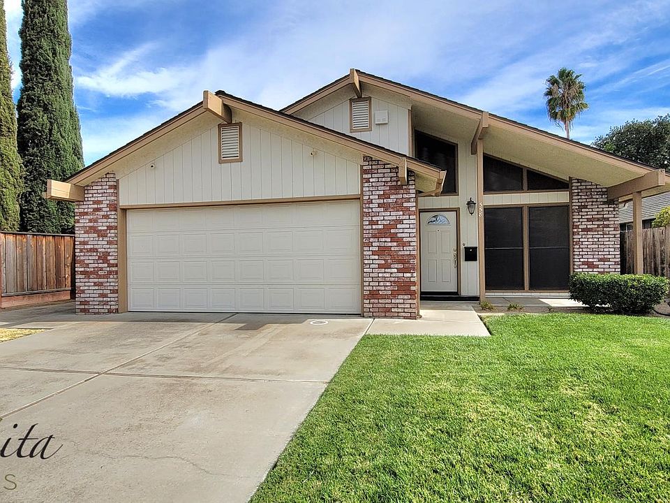 1st image of 558 Dawn Dr