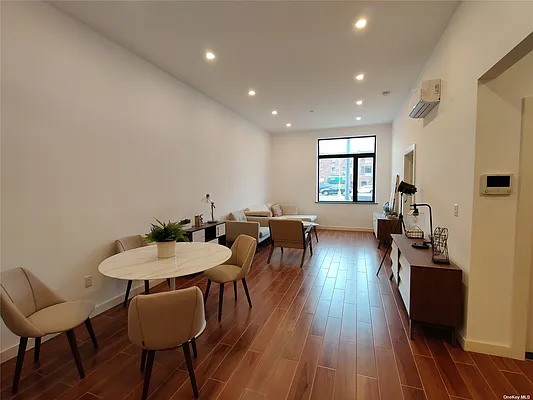 Sold by P R O Links Realty Inc | media 3