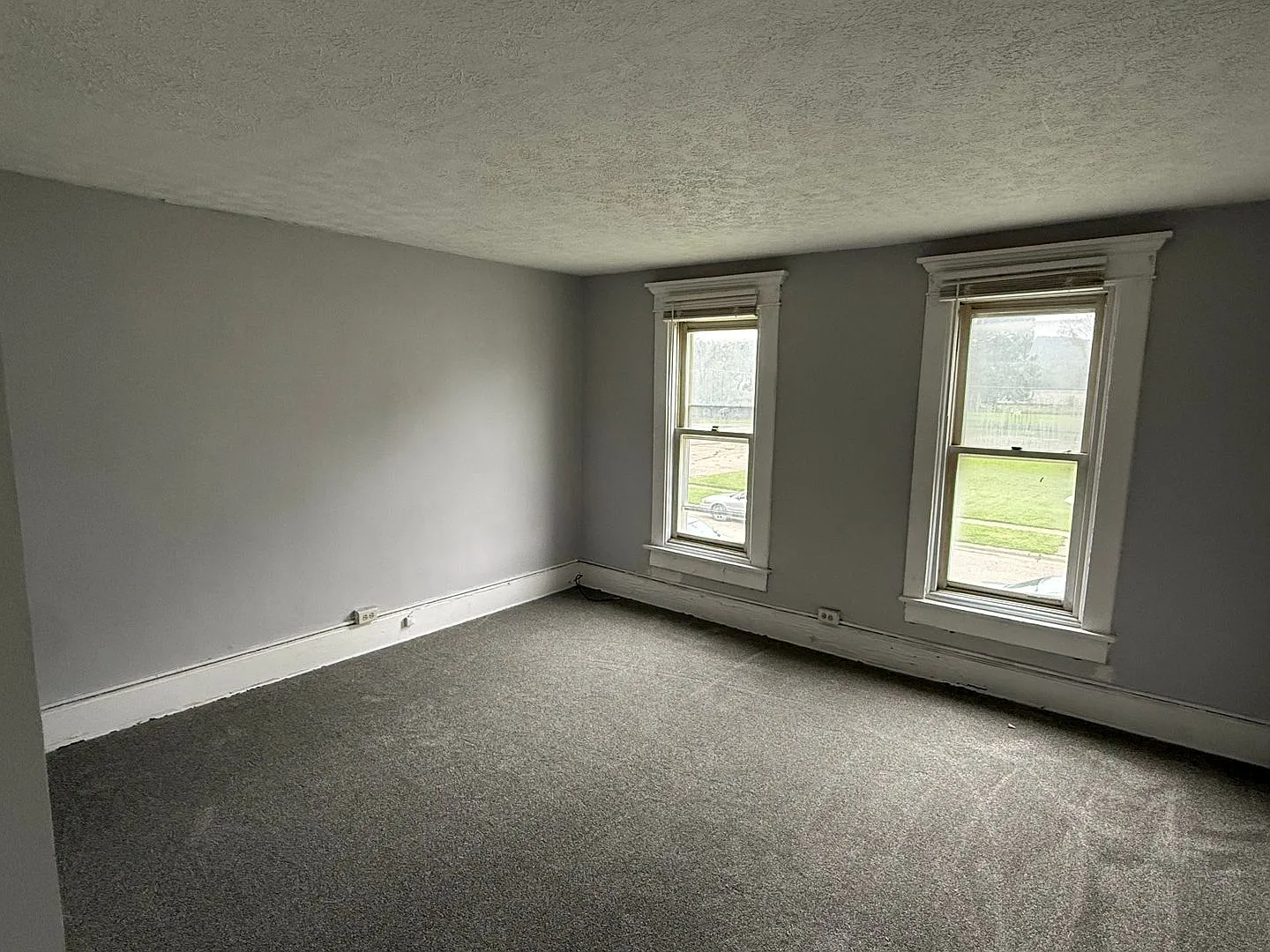 Welcome to 352 Washington St! — Photo 4
