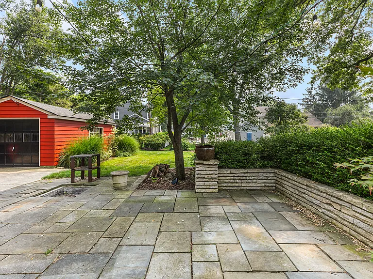 123 W Clearview Ave — Photo 46
