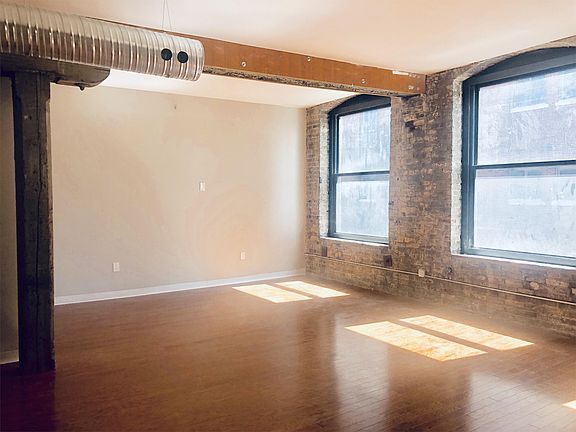 2nd image of 1225 Union Ave #301