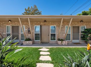 1637 Irvine Ave APT D, Costa Mesa, CA 92627