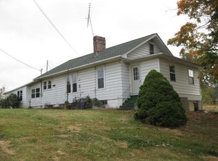 29430 Oak Grove Rd, Racine, OH 45771