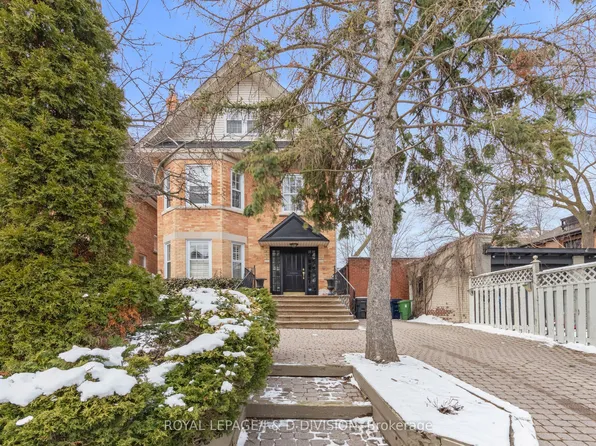 62 Alvin Ave, Toronto, ON M4T 2A9