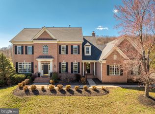 16319 Hunter Pl, Leesburg, VA 20176