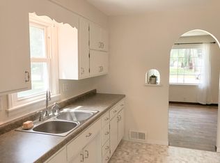 1542 6th Ave S, Fargo, ND 58103