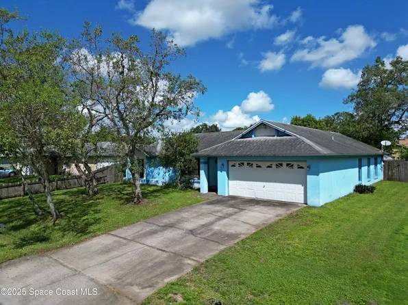 1429 Heartwellville St NW, Palm Bay, FL 32907