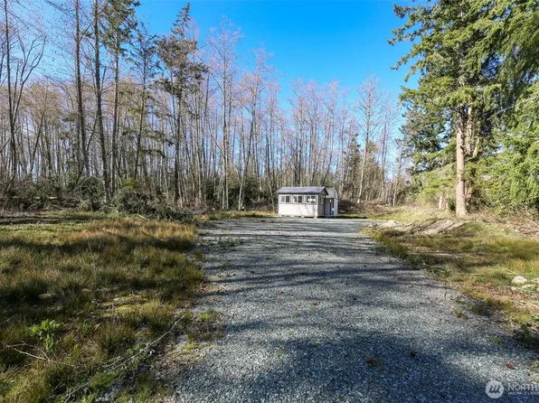 1231 Red Fox Lane, Freeland, WA 98249