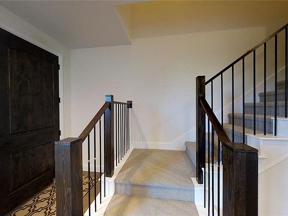 5th image of 7133 Huckleberry Dr