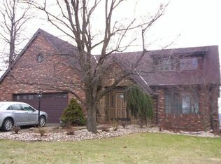 3929 Palisades Dr, Weirton, WV 26062
