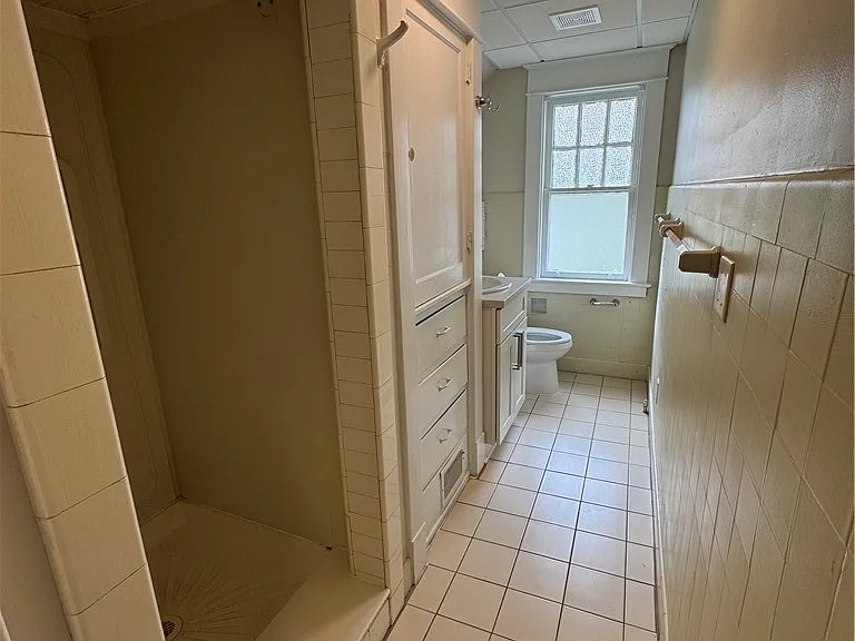 95 W Humboldt Pkwy #B — Photo 11