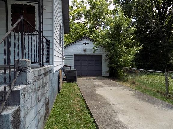 2nd image of 607 N Lime St