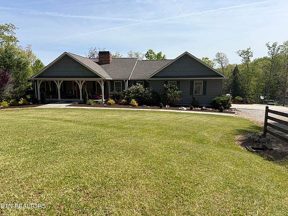 4th image of 140 Cherry Ridge Rd