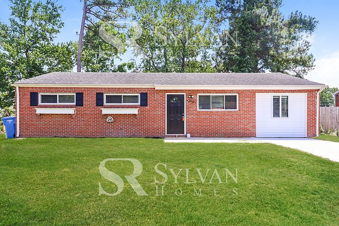 1st image of 3912 Starboard Rd