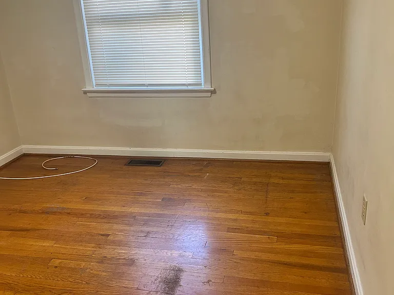 935 Wabank Rd — Photo 16