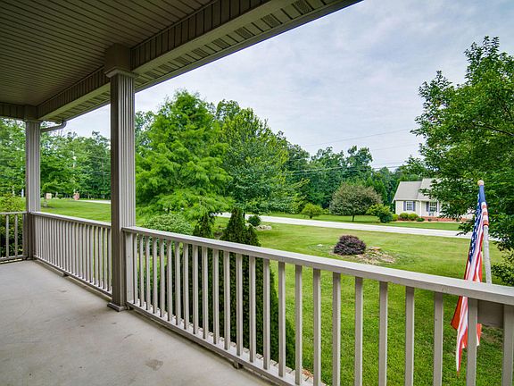 3rd image of 1435 E Deer Creek Dr