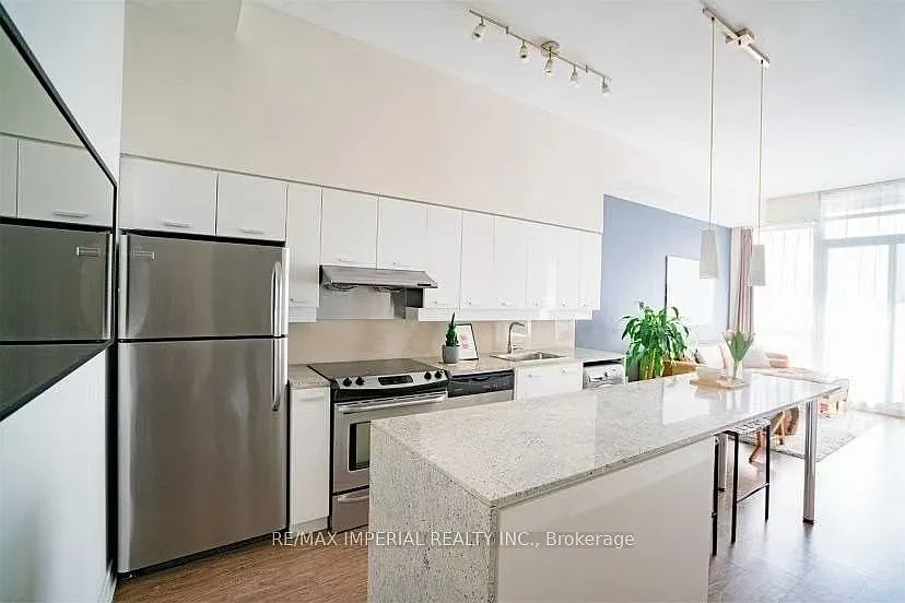 2 bed, $2,400 — Photo 3
