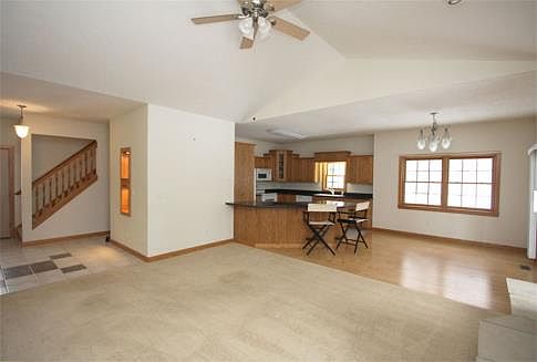 4th image of 116 Northridge Heights Dr