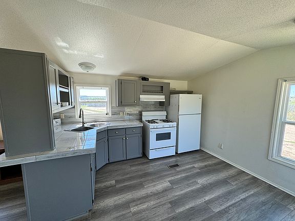 5th image of 169 Private Road 1634