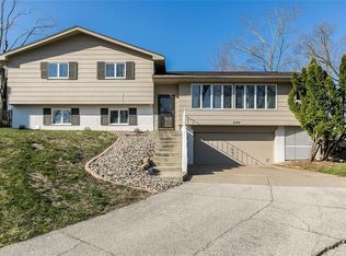2146 Lincolnshire Dr SE, Cedar Rapids, IA 52403