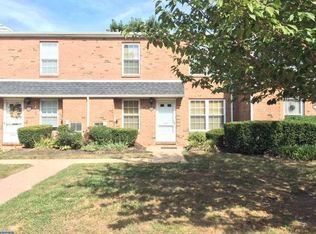 1113 Harbour Dr, Palmyra, NJ 08065