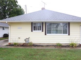 30073 Regent Rd, Wickliffe, OH 44092