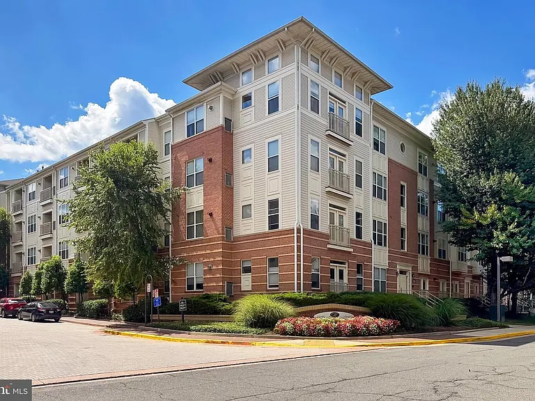 2791 Centerboro Dr #290 — Photo 39
