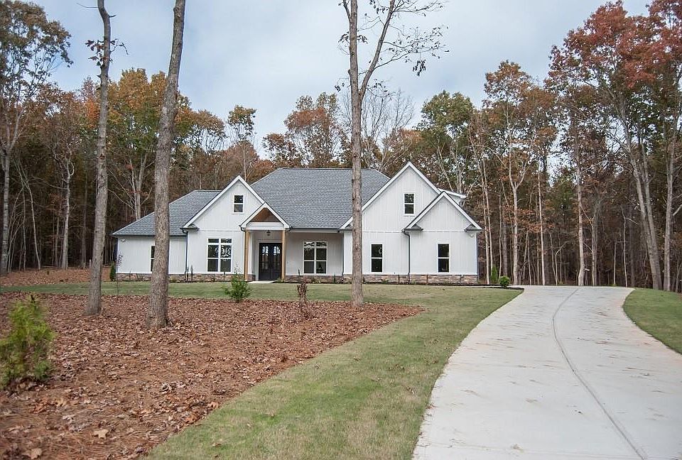 1st image of 143 Spirit Lake Dr