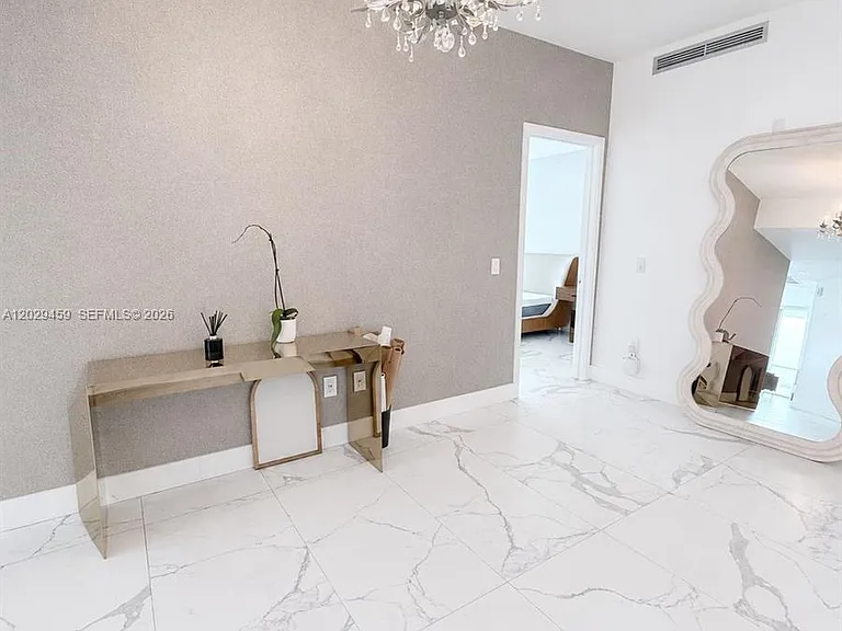 2900 NE 7th Ave #707 — Photo 10