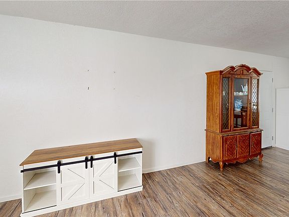 4th image of 109 Gateway Cir