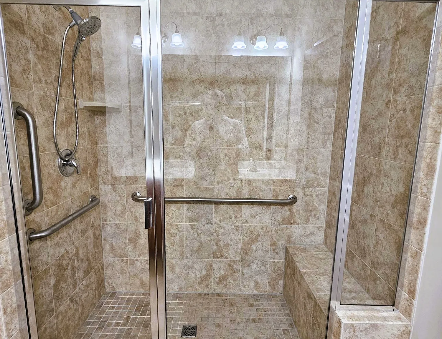 2 bed, 1685 sqft, $3,200 — Photo 2