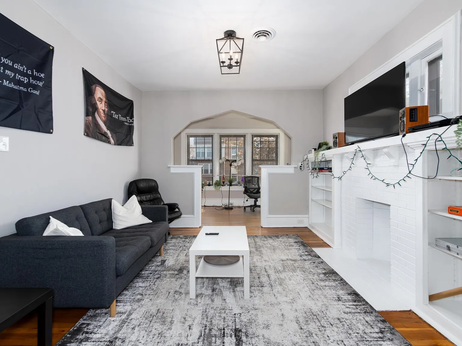 3 bed, 1350 sqft, $2,395 — Photo 4