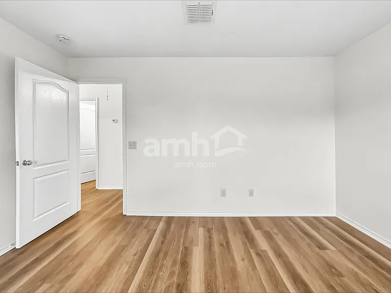 431 Tequila Rnch — Photo 12