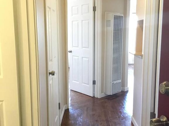 3rd image of 3935 Mission St