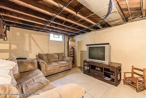 712 Maryland Ave — Photo 9