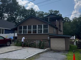 22 Elm Rd, Monroe, NY 10950