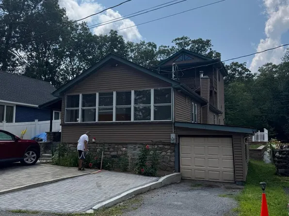 22 Elm Road, Monroe, NY 10950