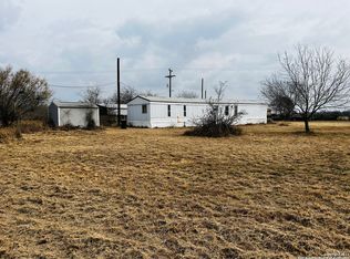 13795 Bill Oliver Rd, Atascosa, TX 78002