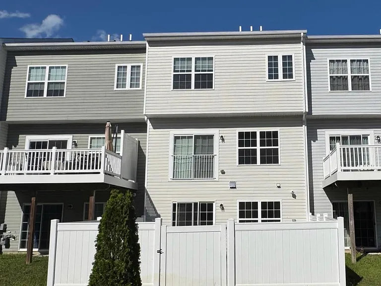 20955 Brunswick Ln — Photo 17