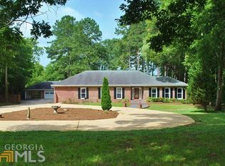 217 Lakeview Dr, Cedartown, GA 30125