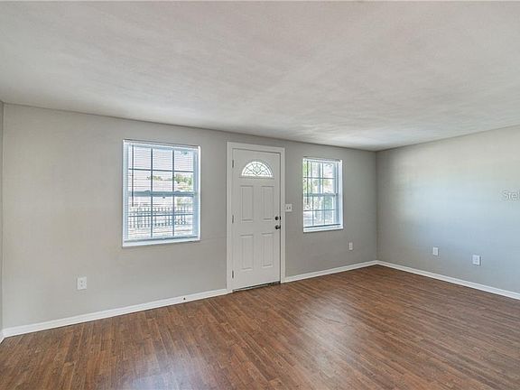 4th image of 3235 Rock Royal Dr