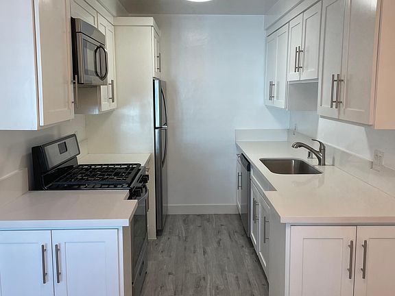 4th image of 1102 Euclid St #2