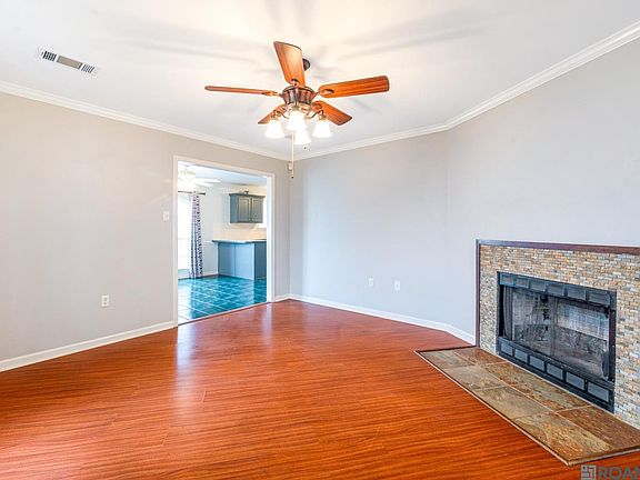 5th image of 11062 Downey Dr