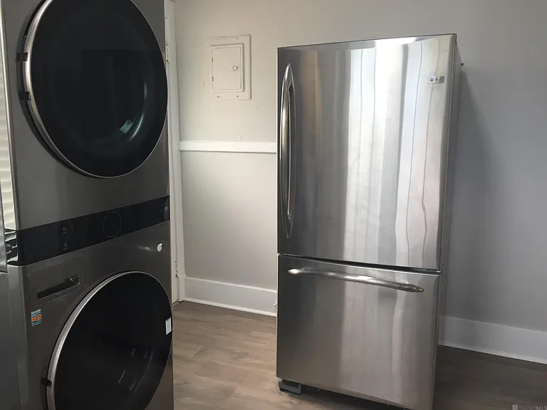 1330 Camellia Ave #1330 — Photo 6