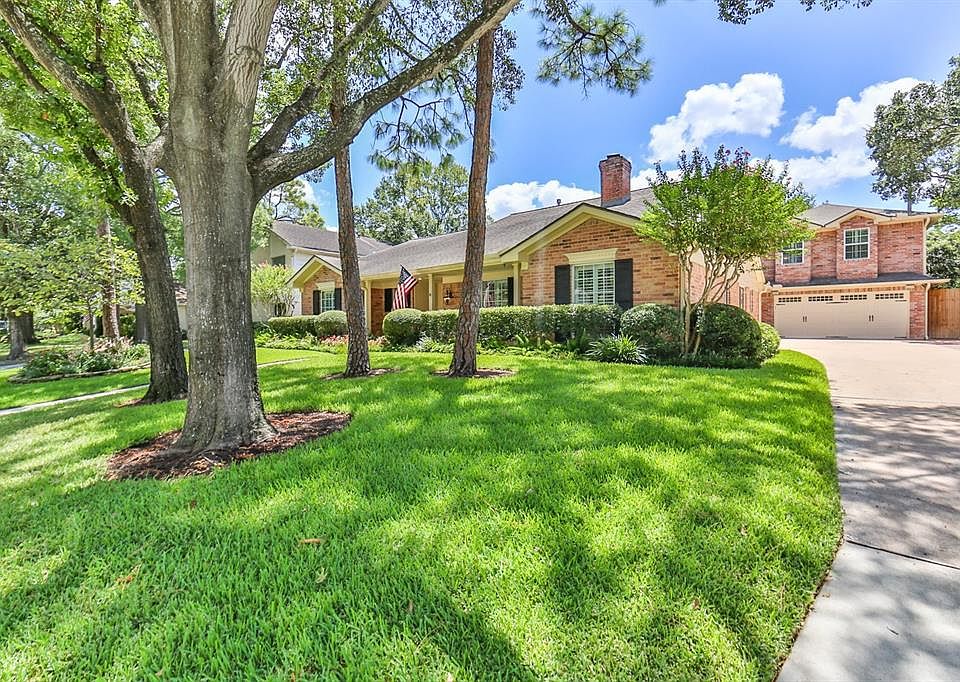 1st image of 12631 Kingsride Ln