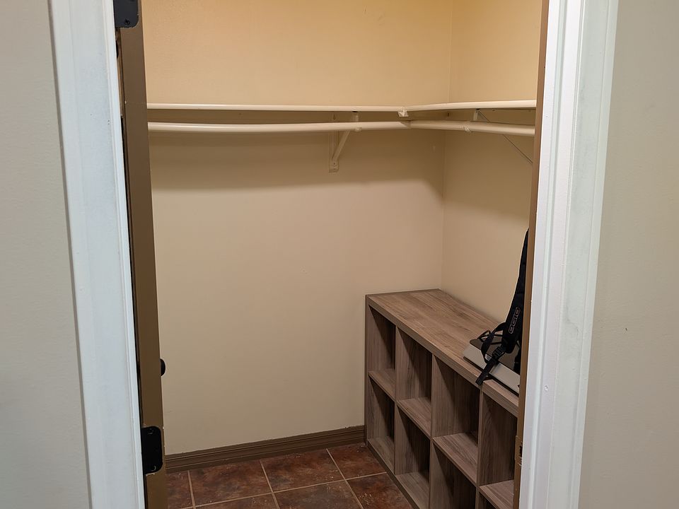 2nd image of 5151 Niland St #3