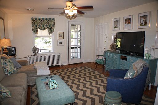 3rd image of 3547 Grove Ave #2